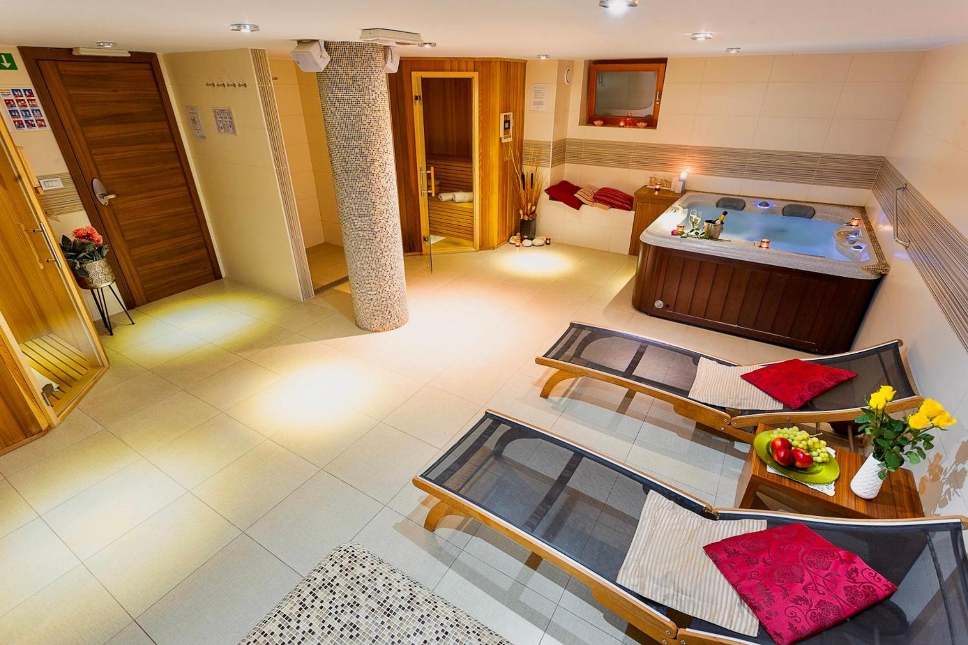 Villa Aina Boutique Hotel Lasko Exterior photo